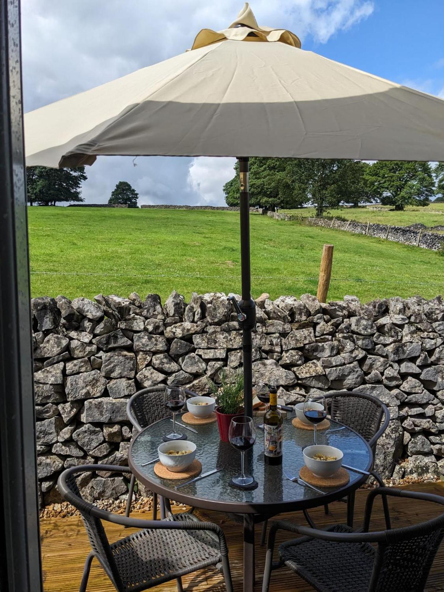 Primrose Cottage - Tideswell, Peak District Exterior photo